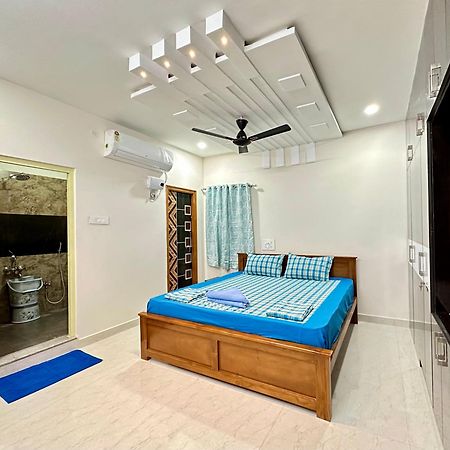 Truelife - 3Bhk Ac Apartments For Large Family - Best Location - Direct Flyover To Alipiri Gate - Walk To Ps4 Veg Restaurant - Modular Kitchen - Super Fast Wifi - Android Tv - 250 Jio Channels - Easy Access To All Temples - Top Service With Lots Of L Tirupati Esterno foto